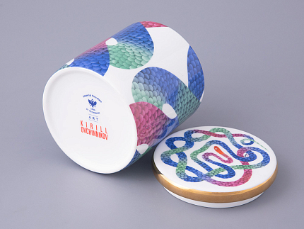 Свеча ароматическая в подарочной упаковке, форма top, рисунок Лунный змей, аромат Северное сияние, арт. 81.33150.00.1