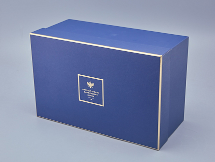 Скульптура в подарочной упаковке, форма Конь Арабской породы, рисунок Белый арт. 81.18628.00.1