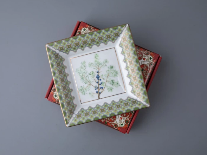 Подставка для мелочей в подарочной упаковке форма Квадратная рисунок Можжевельник ароматный, арт 81.33956.00.1, 