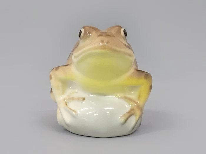 Скульптура Лягушка прудовая коричневая арт. 82.63684.00.1, 