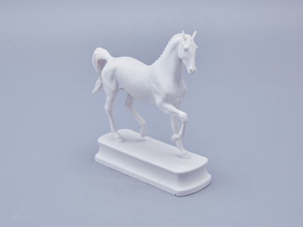 Скульптура в подарочной упаковке, форма Конь Липицциан, рисунок Белый арт. 81.18630.00.1, 