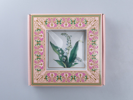 Подставка для мелочей в подарочной упаковке, форма Квадратная, рисунок Ландыш Майский, арт 81.34213.00.1