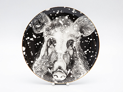 Декоративная тарелка 300 мм в подарочной упаковке, форма Эллипс 2, рисунок Тотем Кабан арт. 81.26807.00.1