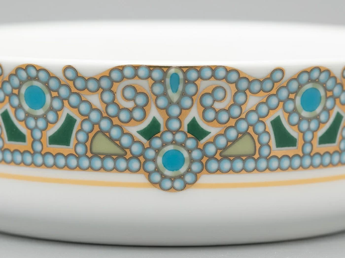 Туалетная коробочка в подарочной упаковке, форма Круглая, рисунок Ландыш майский, арт 81.33187.00.1, 