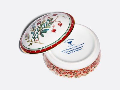 Туалетная коробочка в подарочной упаковке, форма Круглая, рисунок Клюква заповедная, арт 81.34282.00.1