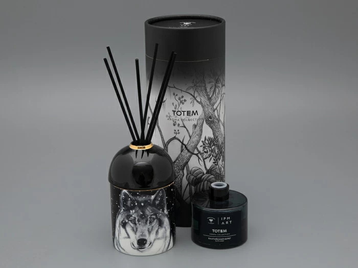Аромадиффузор  в подарочной упаковке, форма Тор, рисунок Тотем Волк Аромат Балтийский берег, арт 81.33434.00.1, 