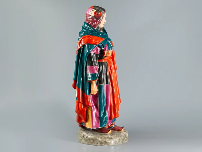 Скульптура Народности России, Лезгинская женщина, арт 82.89683.00.1, 