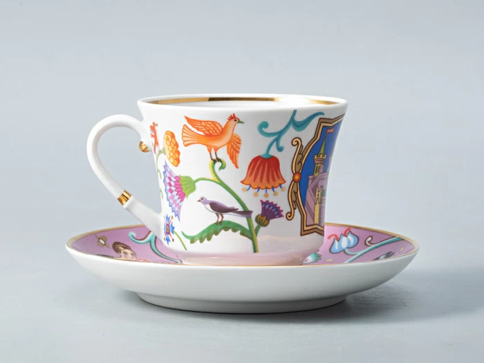 Чашка с блюдцем чайная 220 мл форма Банкетная рисунок Чудоград. Конфеты-бараночки арт. 81.29157.00.1, 