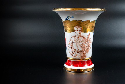 Ваза форма Ампирная рисунок День победы арт. 60.08848.00.1