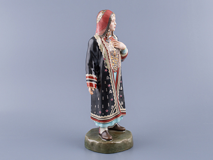 Скульптура Народности России малого размера, Башкирка, арт 82.99369.00.1