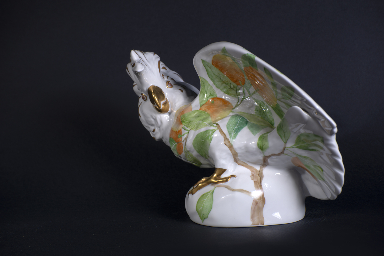 Скульптура Апельсиновый Кен на форме Какаду молуккский, арт 62.14145.00.1, 