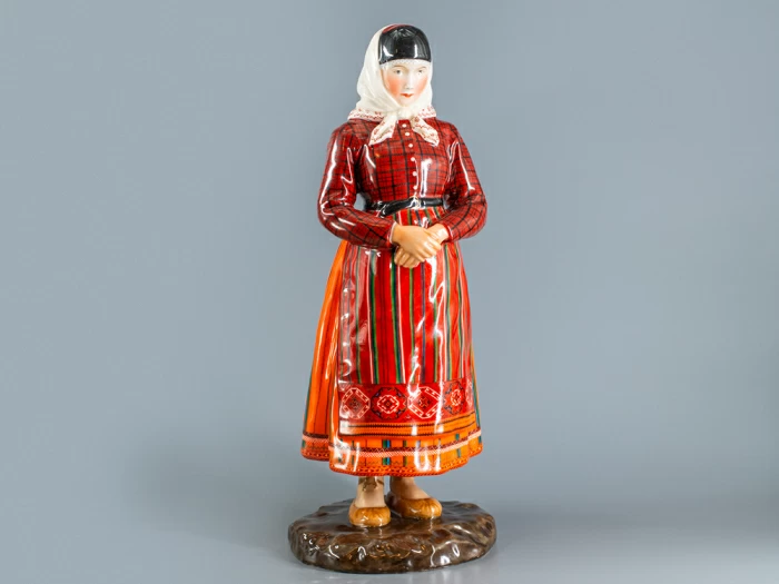 Скульптура Народности России Эстонская женщина арт. 82.69853.00.1, 