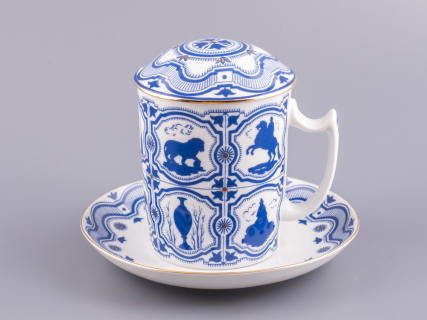 Бокал с блюдцем и с крышкой 380 мл форма Снежное утро рисунок Сувенир арт. 81.14830.00.1, 