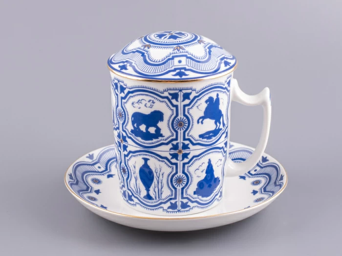 Бокал с блюдцем и с крышкой 380 мл форма Снежное утро рисунок Сувенир арт. 81.14830.00.1, 