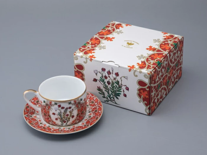 Чашка с блюдцем 250 мл в подарочной упаковке форма Соло рисунок Клюква заповедная, арт. 81.34280.00.1, 