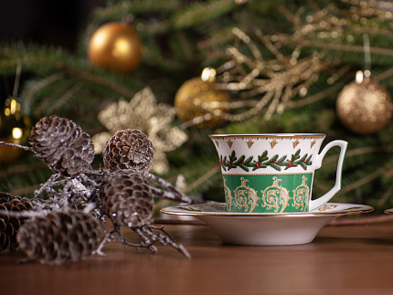 Чашка с блюдцем чайная 210 мл форма Юлия рисунок Еловые веточки арт. 81.30700.00.1