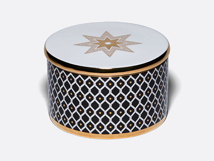 Шкатулка в подарочной упаковке, форма Идиллия, рисунок Неро 2, арт 81.32912.00.1