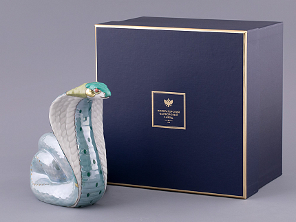 Скульптура форма Кобра, большой размер, в подарочной упаковке, рисунок Хризопраз, арт. 81.32812.00.1