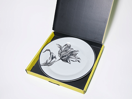 Тарелка плоская 200 мм, в подарочной упаковке, форма Юлиана, рисунок Волшебный сад V, арт. 81.34184.00.1