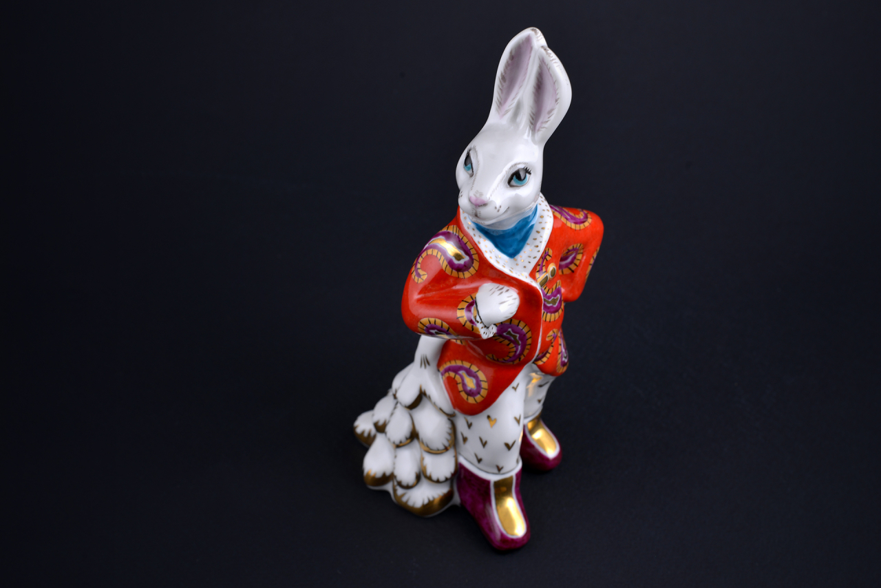 Скульптура Заяц с елкой Франт, арт 62.21240.00.1, 