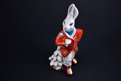 Скульптура Заяц с елкой Франт, арт 62.21240.00.1