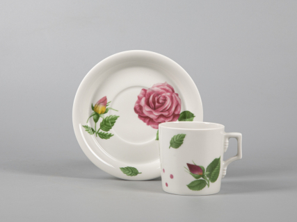 Сервиз чайный форма Гербовая рисунок Розариум 6 персон 14 предметов арт. 81.32001.00.1, 