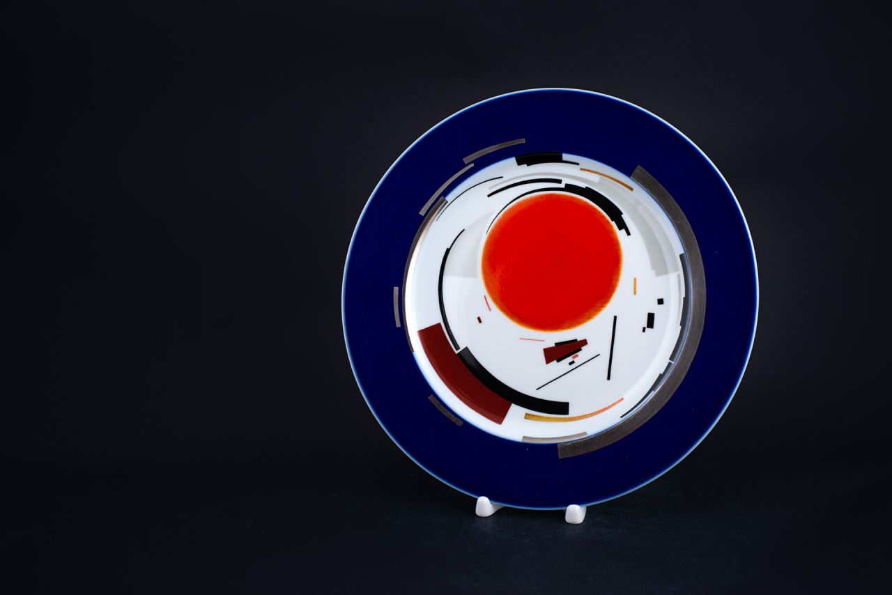 Декоративная тарелка Супрематизм Суетина на форме Mazarin, арт 80.89331.00.1, 