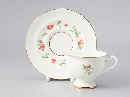 Чашка с блюдцем чайная форма Айседора рисунок Брусника арт. 81.26751.00.1