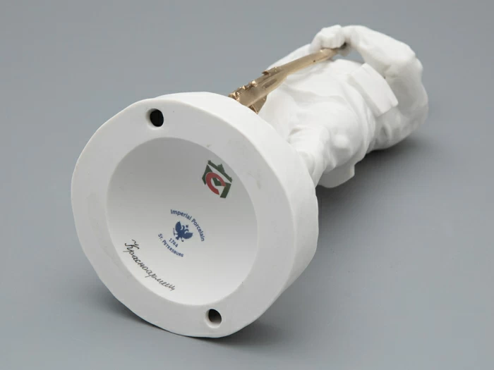 Скульптура Красноармеец Белый, в подарочной упаковке, рисунок Белый бисквит, арт 81.33427.00.1, 