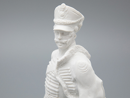 Скульптура Гусар эпохи АлександраI, в подарочной упаковке, рисунок Белый бисквит, арт 81.33423.00.1