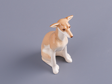 Скульптура Левретка сидящая Вильма арт. 82.83388.00.1