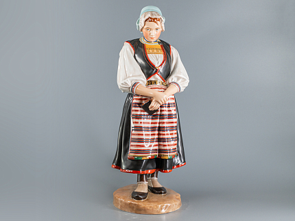 Скульптура Народности России. Финская женщина, арт. 82.93095.00.1