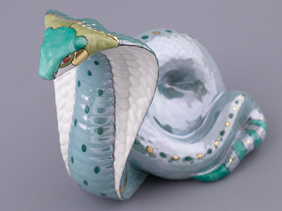 Скульптура форма Кобра, большой размер, в подарочной упаковке, рисунок Хризопраз, арт. 81.32812.00.1