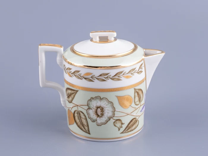 Сливочник 240 мл.,  форма Гербовая, рисунок Нефритовый фон арт. 80.65691.00.1, 