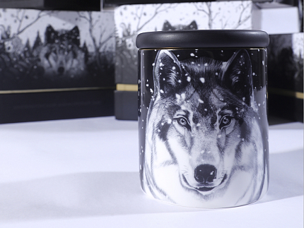 Свеча ароматическая в подарочной упаковке, рисунок Тотем. Волк аромат Тиковое дерево арт. 81.31596.00.1