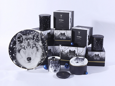Свеча ароматическая в подарочной упаковке, рисунок Тотем. Волк аромат Тиковое дерево арт. 81.31596.00.1