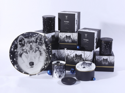 Свеча ароматическая в подарочной упаковке, рисунок Тотем. Волк аромат Тиковое дерево арт. 81.31596.00.1, 