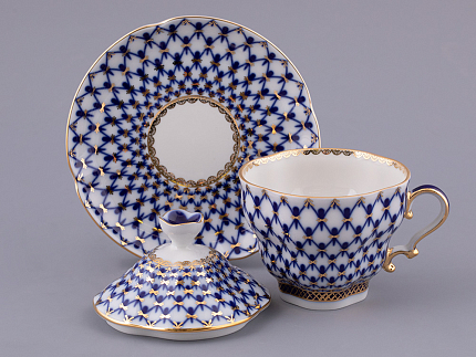 Чашка с блюдцем и с крышкой чайная 250 мл форма Подарочная-2 рисунок Кобальтовая сетка арт. 81.15419.00.1