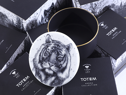 Свеча ароматическая в подарочной упаковке, рисунок Тотем.Тигр аромат Снежный Тигр арт. 81.30081.00.1