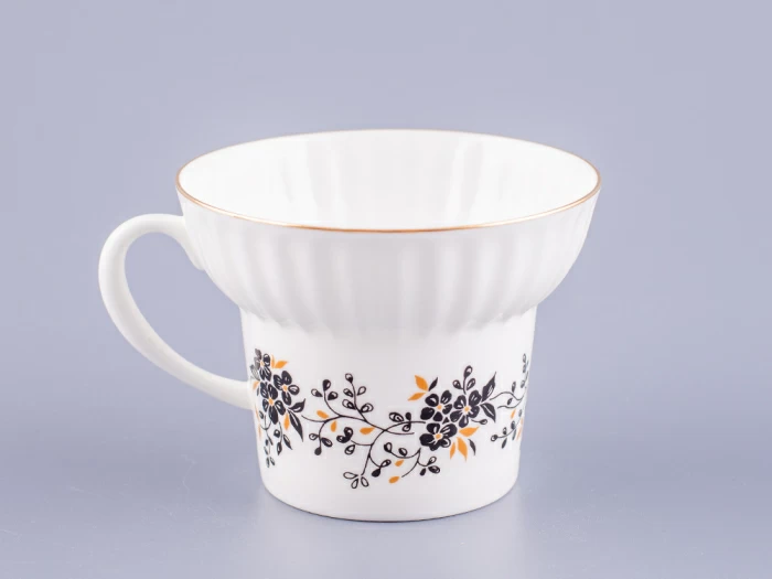 Чашка с блюдцем кофейная 155 мл.,  форма Волна, рисунок Тонкие веточки арт. 81.14403.00.1, 