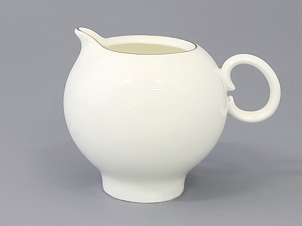 Сливочник  215  мл., форма Яблочко, рисунок Золотой кант арт. 80.04412.00.1