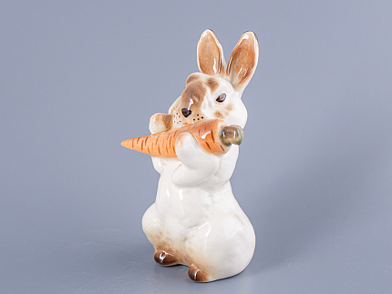 Скульптура Заяц с морковкой № 1 арт. 82.01962.00.1