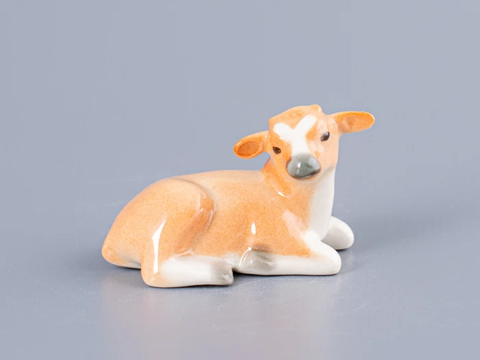 Скульптура форма Бычок-малыш рисунок Рыжий арт. 82.63993.00.1, 