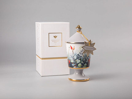 Свеча ароматическая в подарочной упаковке, форма Идиллия рисунок Календа аромат Загадочный лес арт. 81.31005.00.1