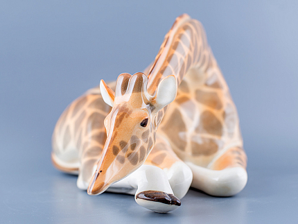 Скульптура Жираф с опущенной головой арт. 82.00983.00.1