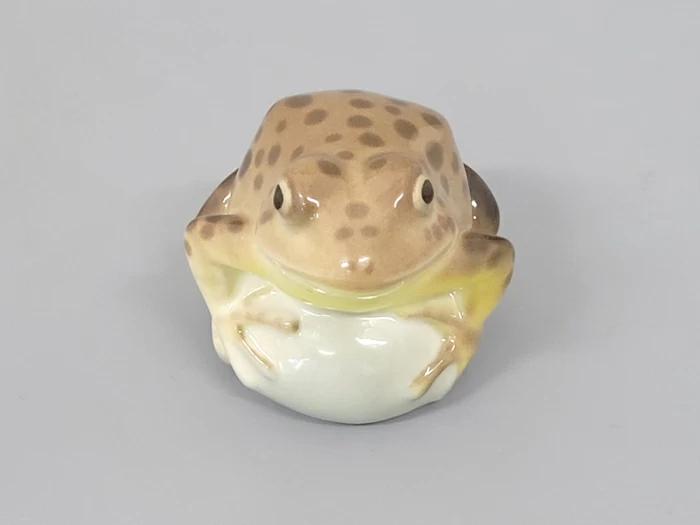 Скульптура Лягушка прудовая коричневая арт. 82.63684.00.1, 