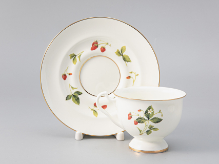 Сервиз чайный форма Айседора рисунок Цветы и ягоды, 6 персон 14 предметов, арт. 81.27538.00.1, 