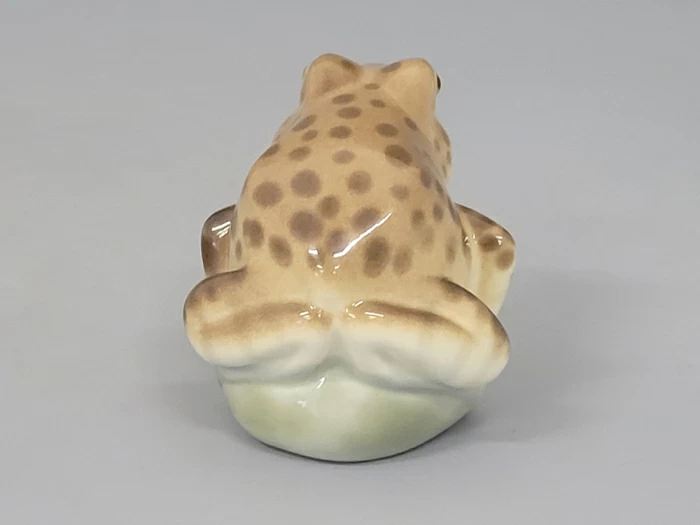 Скульптура Лягушка прудовая коричневая арт. 82.63684.00.1, 