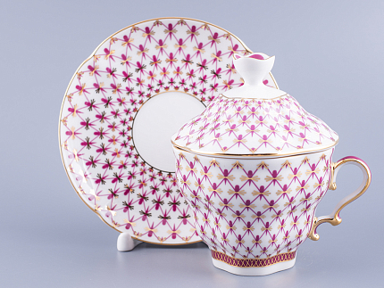 Чашка с блюдцем и крышкой форма Подарочная-2 рисунок Сетка-Блюз 2 арт. 81.26643.00.1