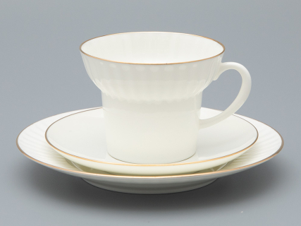 Трехпредметный комплект чайный 155 мл форма Волна рисунок Золотой кантик арт. 81.13550.00.1, 